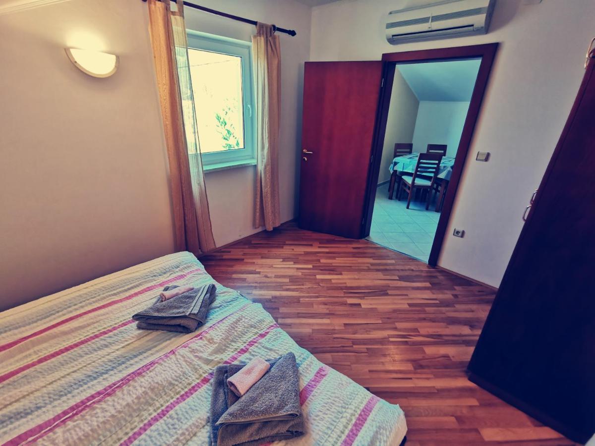 Appartamento Haus Maro Supetarska Draga Esterno foto