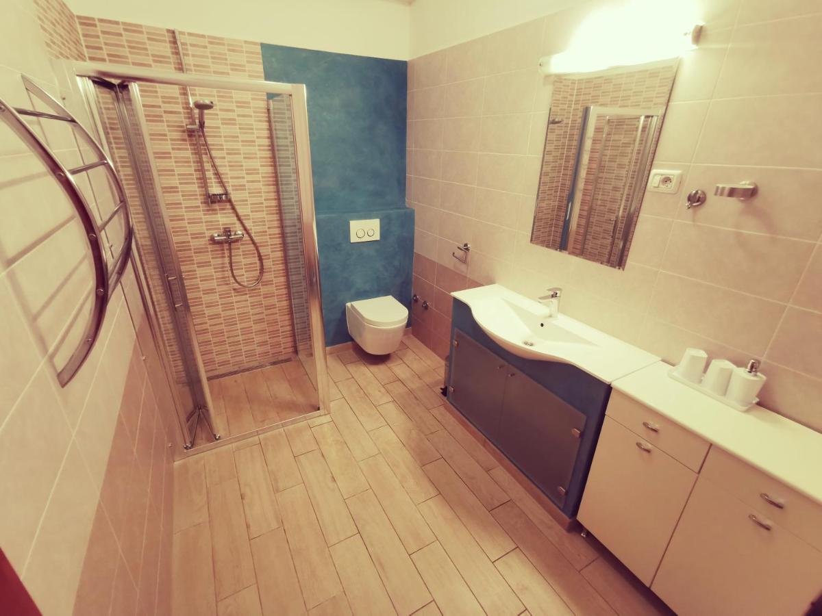 Appartamento Haus Maro Supetarska Draga Esterno foto